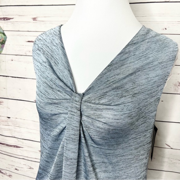 NWT Worthington Sleeveless Twist Detail Top Size Small Petite Chambray Heather - Picture 2 of 9